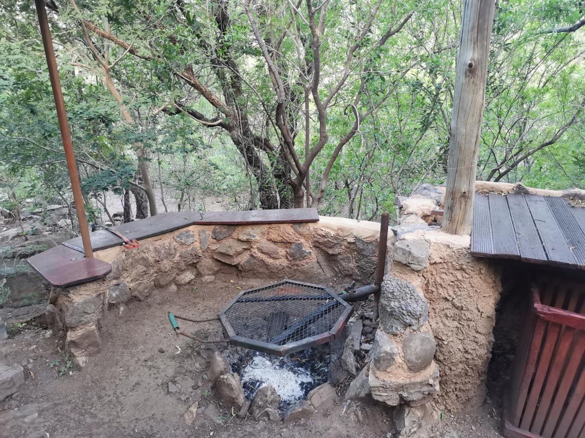 Adorable Unique Guest House - African Bush Feel Kalkheuvel Exterior foto