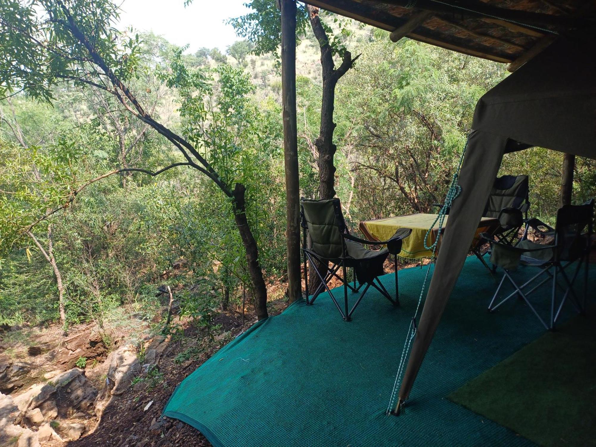 Adorable Unique Guest House - African Bush Feel Kalkheuvel Exterior foto